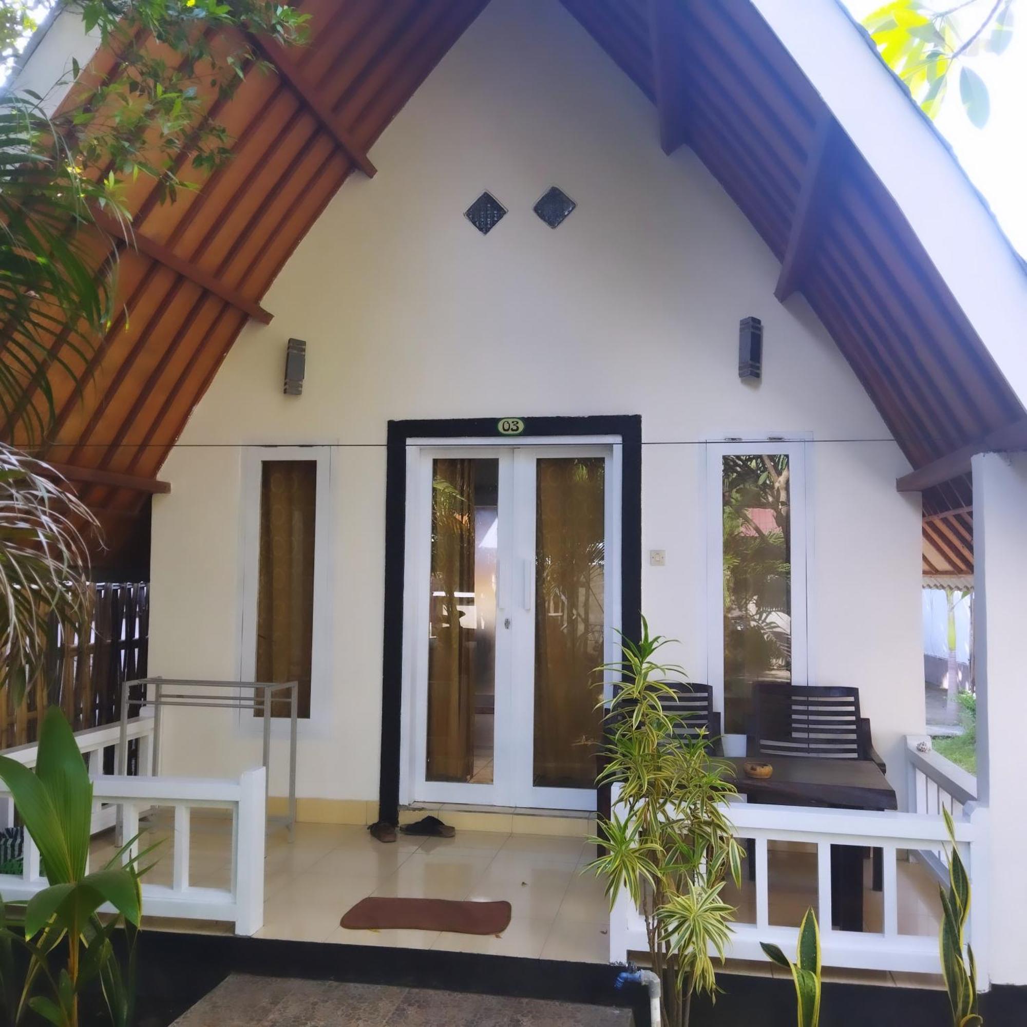 Balengku Homestay Gili Air Exteriör bild